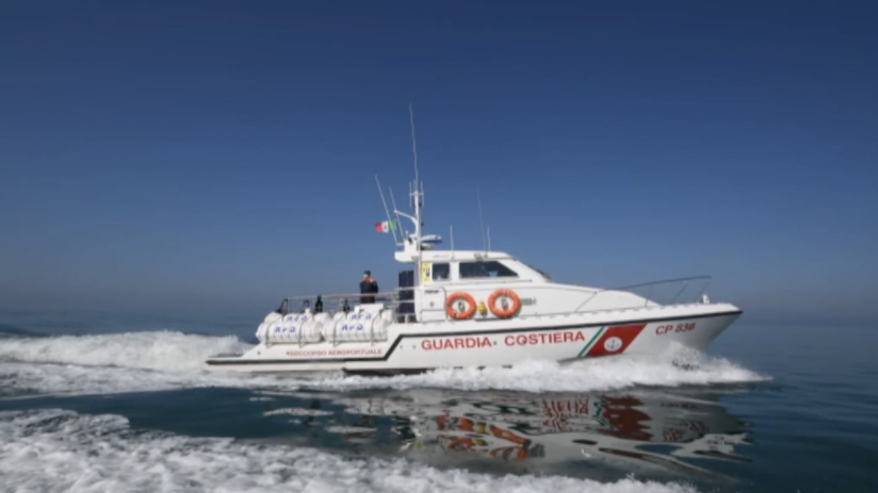 Sinergia tra Ares 118 e Guardia Costiera per trarre in salvo un uomo al largo: decisiva l'applicazione del protocollo per velocizzare il soccorso in mare a Civitavecchia