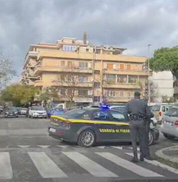 rovistatori di cassonetti