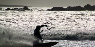 kitesurf