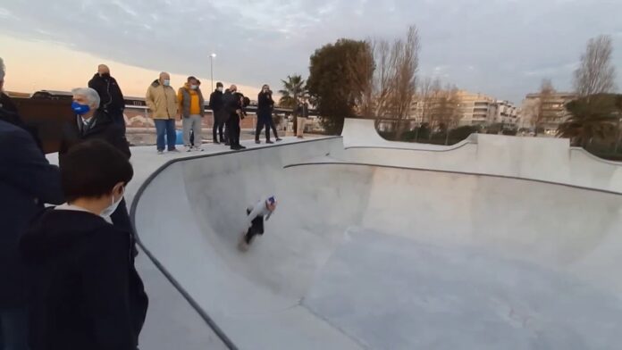 Prove allo skatepark di Ostia