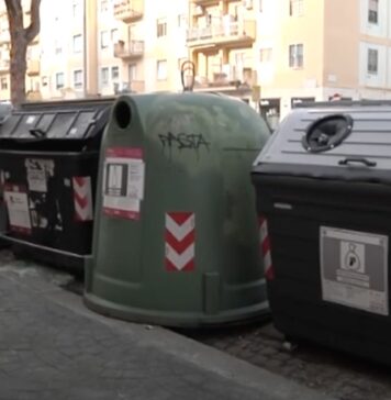 cassonetti ostia rifiuti