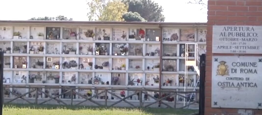 cimiteri capitolini al collasso