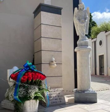 covid-19 monumento nettuno