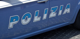 polizia roma rapina prostituta ostia