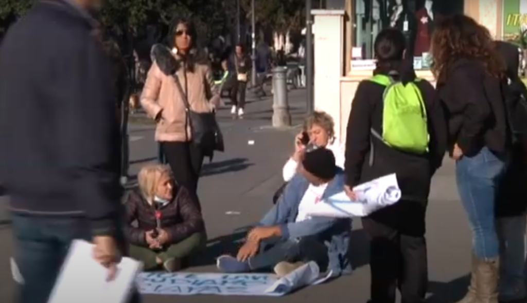 No Green pass scendono in piazza a Ostia: sono i dipendenti del X Municipio (VIDEO) 1
