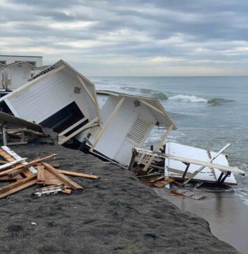 mareggiate cabine ostia 1