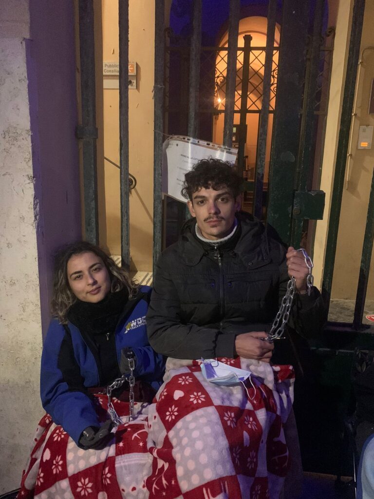 Urla, parolacce e accuse di clientelismo: il fuori onda del Pd nel X Municipio 1