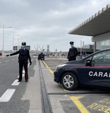 controlli aeroporto