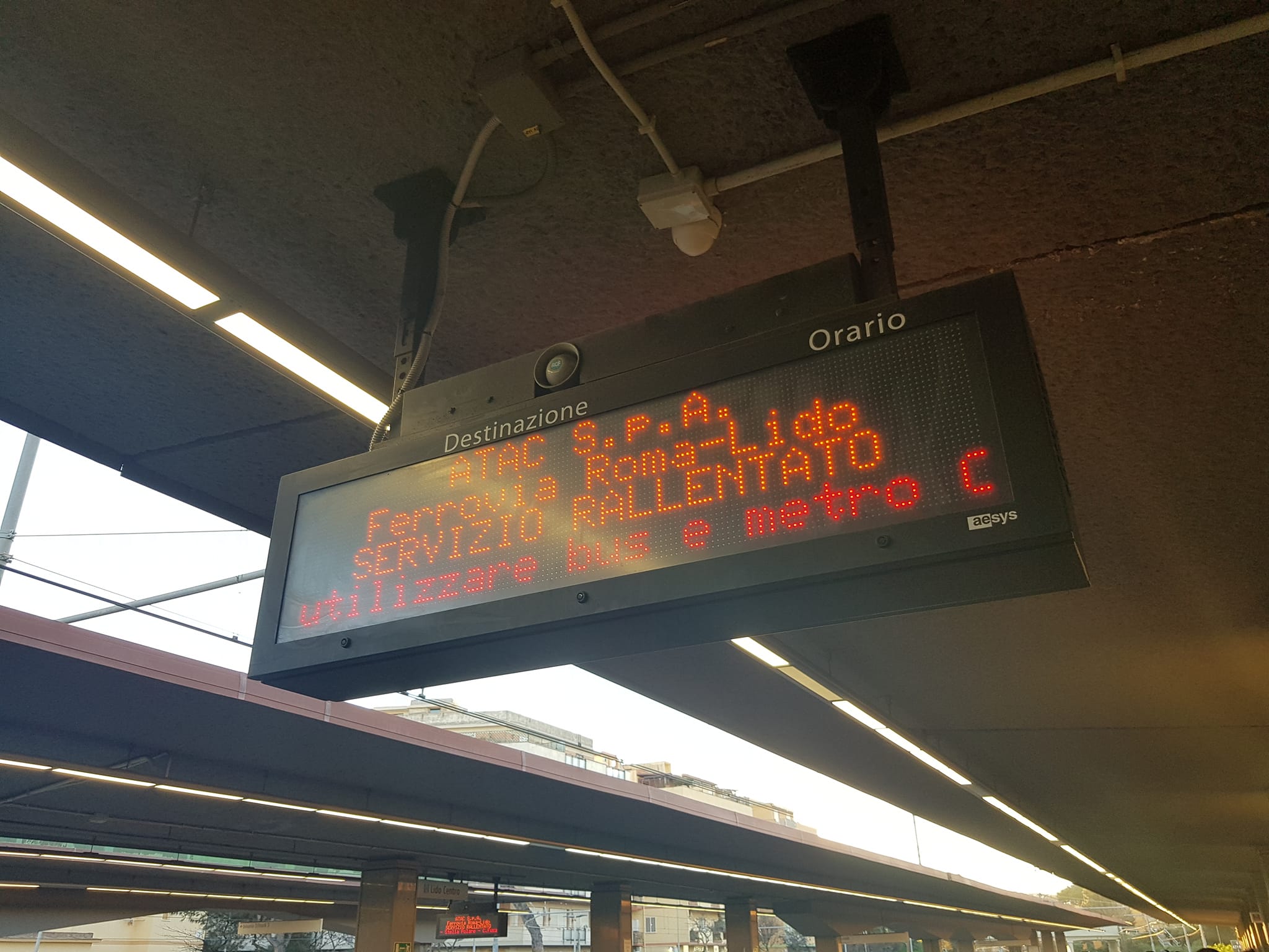 Caos mobilità: Metro B1 interrotta, B a rilento e Roma-Lido a singhiozzo 1