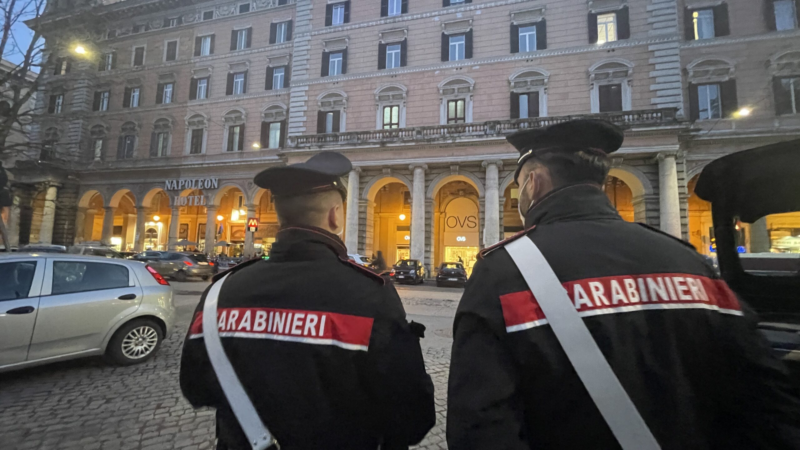 Roma, ladri bloccati in flagranza: arrestati e rimandati a casa 2