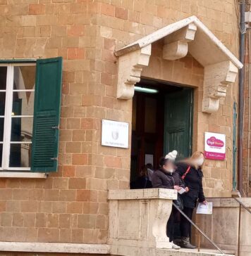 servizi municipio caos terminali bloccati