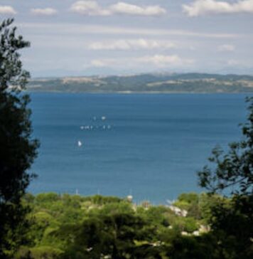 CANOA-LAGO-BRACCIANO-62ENNE-CAPOVOLGE-