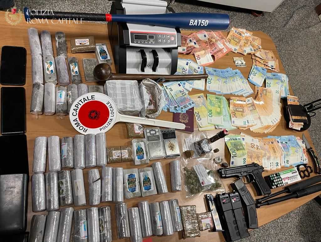 Droga, tre arresti e 6 kg di hashish sequestrati a Roma Nord 1