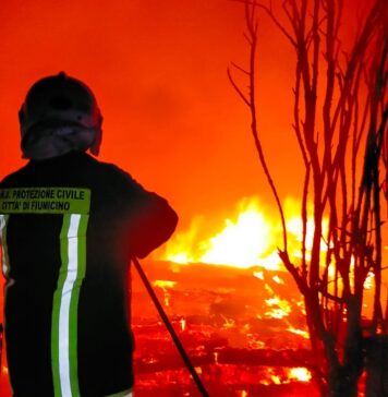 INCENDIO-VELLETRI-CASA-60ENNE-INTOSSICATO-POMPIERI-