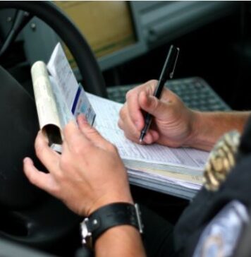 MANGIA-MULTA-32-ENNE-DENUNCIATA-ROMA-POLIZIA-LOCALE