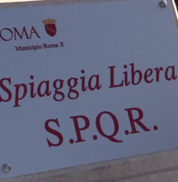 spiaggia libera SPQR Ostia