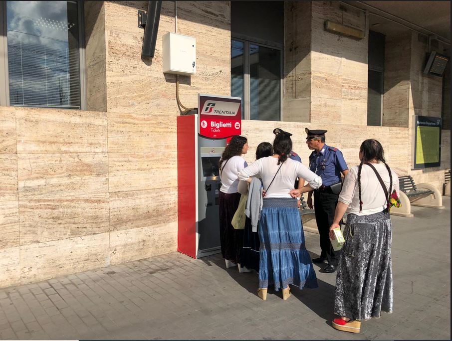 Roma, 31enne peruviano sorpreso a rubare nei pressi della stazione Termini: denunciato 2