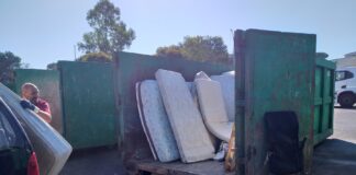 ama quartiere discarica rifiuti