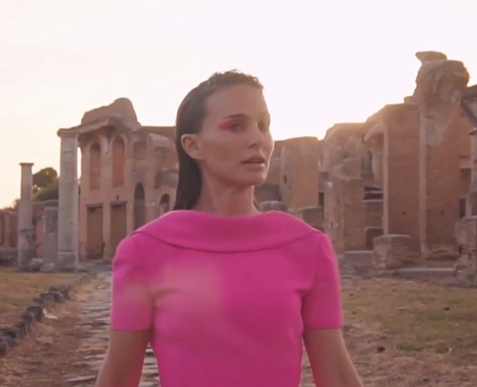 Natalie Portman al Parco Archeologico di Ostia Antica per la promo rock dell'ultimo Thor (VIDEO) 2