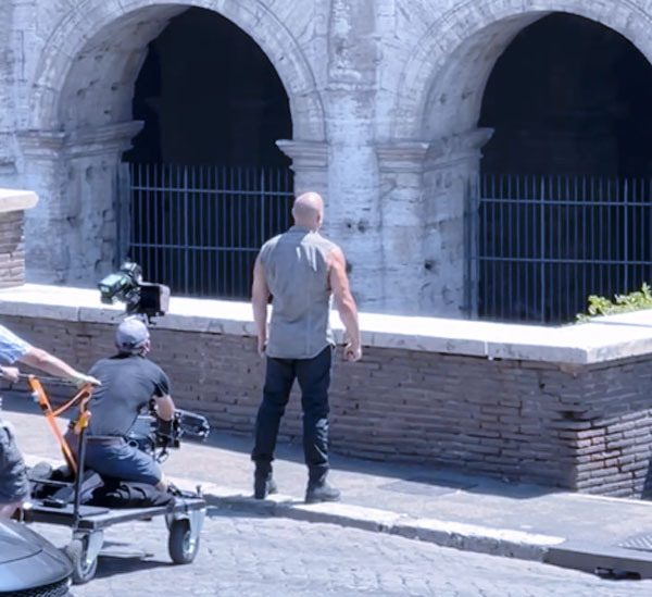 Vin Diesel si inchina davanti alla maestosità del Colosseo: ed è subito boom di like (VIDEO) 1