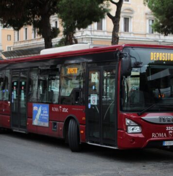 bus roma