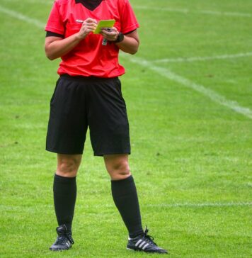 arbitro marchetti derubato genova