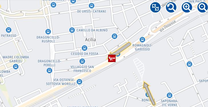 Acilia, incidente tra tre auto su Viale dei Romagnoli: una donna ferita e traffico in tilt 1