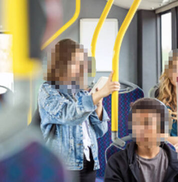 ragazzi_autobus