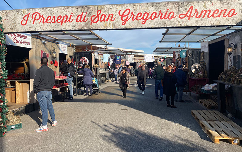 Fiumicino, arriva il mercato dei presepi di San Gregorio Armeno (VIDEO) 2