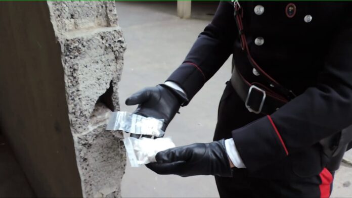 carabinieri blitz anti-droga