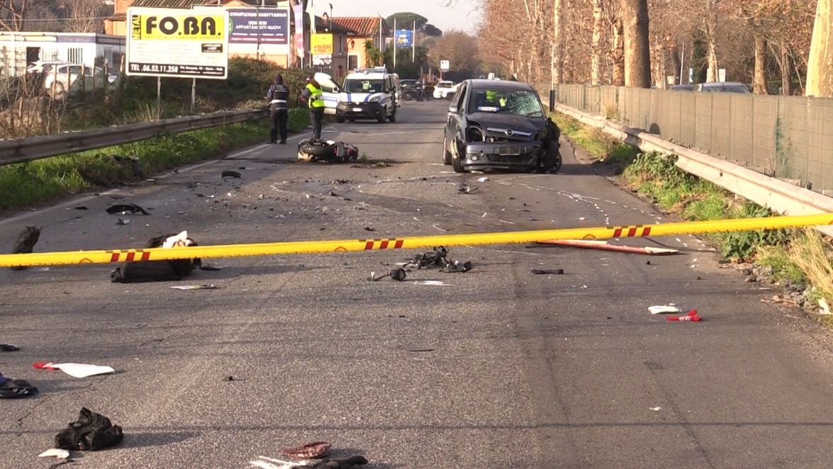 Via Ostiense, incidente auto-moto: muore il 31enne Emmanuel Edagha 4
