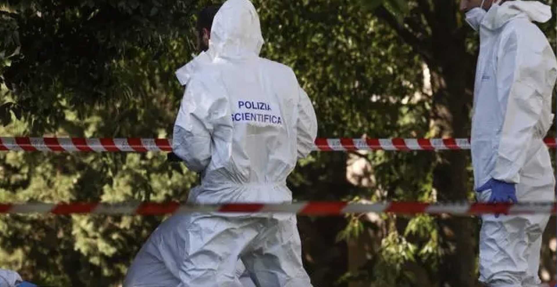 Roma, Trovato Un Cadavere Nel Cortile Di Una Scuola. E' Di Un Giovane ...