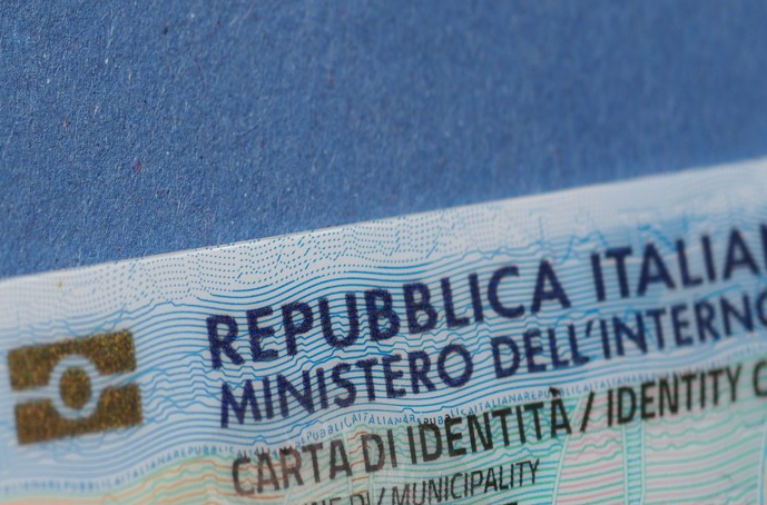 Non più solo passaporti: all’aeroporto di Ciampino e-gates aperti anche con la carta di identità elettronica