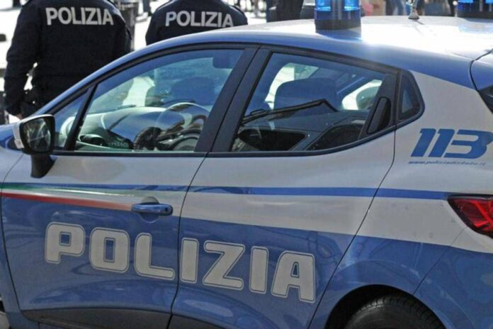Inneggiava a neonazismo e jihad, 16enne fermato