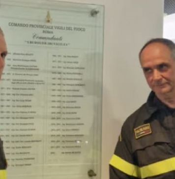 ADRIANO-DE-ACUTIS-NUOVO-COMANDANTE-ROMA-POMPIERI-VIGILI-FUOCO
