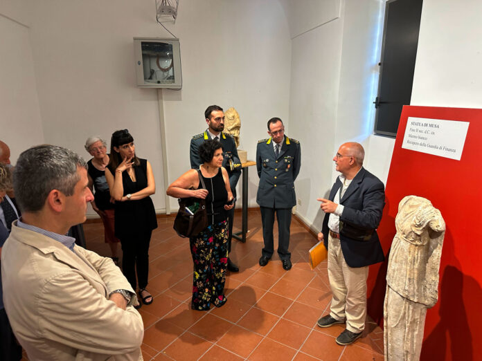 Musa Clio recuperata dalla Guardia di Finanza ed esposta nel museo archelogico di Guidonia Montecelio -canaledieci