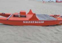 pattino salvamento salvataggio assistente bagnanti bagnini bagnino canaledieci
