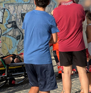COPERTINA-ANZIO-VIDEO-SPIAGGIA-TURCOTTO-25ENNE-SALVATO-CATENA-UMANA-