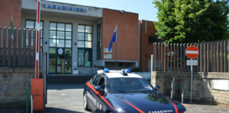 ROMA-MONTESPACCATO-UOMO-SALVATO-MANOVRE-SALVAVITA-CARABINIERI