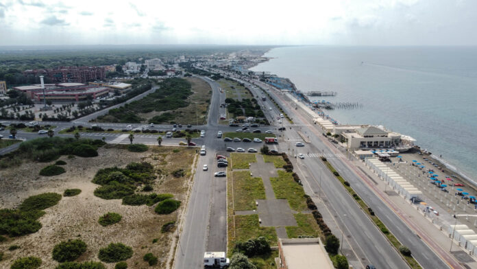 Ostia lungomare Lutazion Catulo stabilimento La Vecchia PIneta drone canaledieci