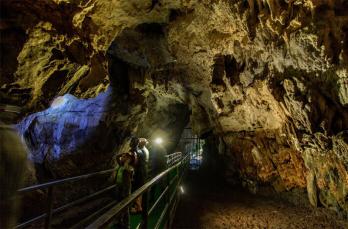 Le Grotte dell'arco di Bellegra