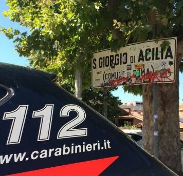 Acilia, diciannovenne accoltellato: un arresto