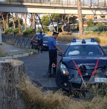 Fuggono dopo la rapina, inseguimento al cardiopalmo: quattro arrestati, due carabinieri feriti (VIDEO)