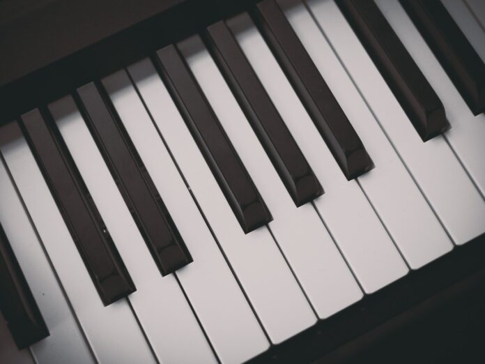 Pianoforte Il Palazzo Comunale di Santa Marinella ospita la rassegna estiva con un grande ensemble orchestrale e brani classici del repertorio romantico russo, a ingresso libero per il pubblico