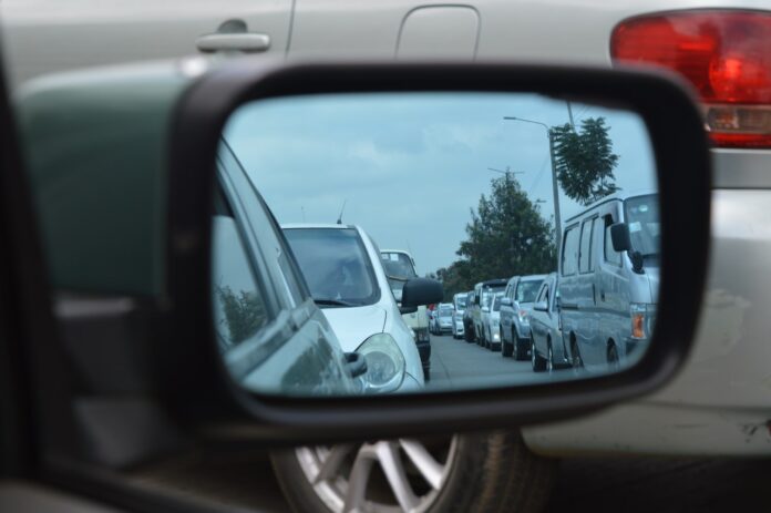 Roma, sciopero mezzi lunedì 18 settembre: traffico in tilt, 5 km di coda sulla A24