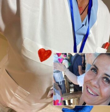 Cuori sui camici in ricordo di Rossella Nappini