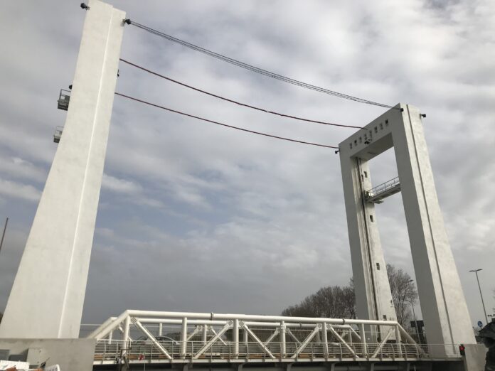 Fiumicino, lavori in corso vicino al ponte 2 Giugno: la modifica della viabilità - Canaledieci.it