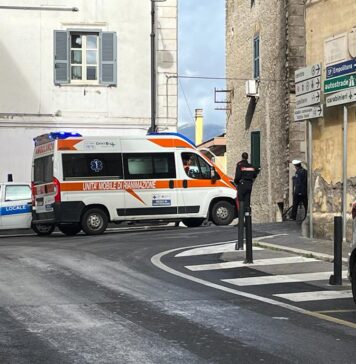 L'intervento dei carabinieri a Castel Madama