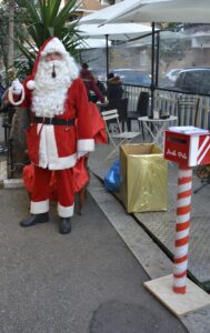 Il Babbo Natale di Ostia: storia del signor Sergio e della sua trasformazione nell’adorabile vecchietto 1