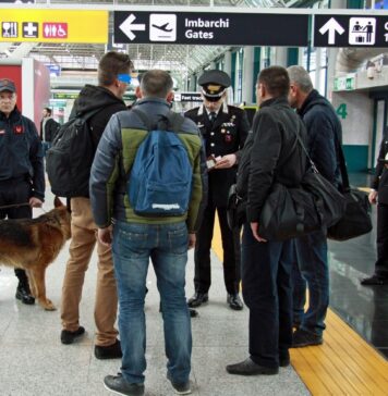 Fiumicino, ladri di natale al duty free: denunciati 19 passeggeri
